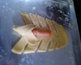 Foto langkah ke 5 dari resep Roti lembut isi sosis.