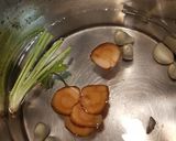รูปขั้นตอนการทำที่ 3 ของ ตีนไก่ตุ๋นยาจีน