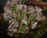 Foto langkah ke 4 dari resep Lidah Sapi Cabe Ijo.