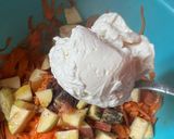 A picture of step 4 of Carrot salad.