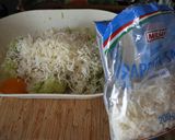 Sajtos-kapros cukkinifasírt recept fázis 1 fotója