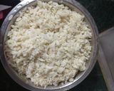 A picture of step 2 of Shahi paneer poha.