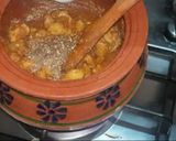 A picture of step 4 of Chicken boneless handi.