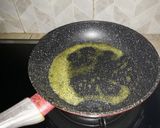 Foto langkah ke 3 dari resep Martabak Coklat Keju.