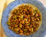 A picture of step 5 of Holay / green chickpeas.