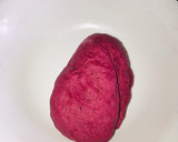 A picture of step 8 of Beetroot chapati.
