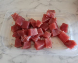 Foto del paso 1 de la receta: Atún con pimientos y cebolla