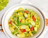 Foto langkah ke 4 dari resep Tumis Labu Siam, Jagung Manis & Jagung Semi.