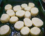 A picture of step 3 of Fondant Potatoes.