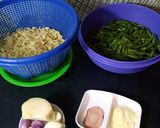 Foto langkah ke 1 dari resep Mie goreng buncis.