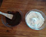 Une image de l'étape 5 de Mousse au chocolat.