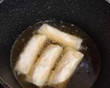 Foto langkah ke 5 dari resep Lumpia Tape Singkong Toping Coklat.