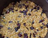 A picture of step 4 of Mango oats cranberry bar.