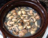 Foto del paso 5 de la receta: Sopa de hongos