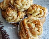 Foto langkah ke 5 dari resep Braided Cinnamon Rolls Bread.