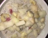 A picture of step 2 of Creamy fruit chaat.