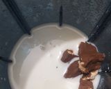 A picture of step 2 of Chocolate Shake.