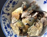 A picture of step 3 of Spicy Mackerel Dip with Fried Mackerel and Steamed Vegetables.