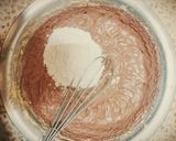 صورة لخطوة 9 من وصفة باوند كيك بالشيكولاتة- Chocolate pound cake