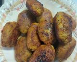 A picture of step 5 of Gola kabab.