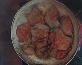 Foto del paso 2 de la receta: Carne con salsa de tomate