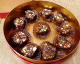 खजूर बर्फी (Khajoor barfi recipe in Hindi) रेसिपी चरण 5 फोटो