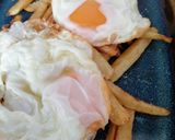 Foto del paso 5 de la receta: Huevos rotos con sobrasada y miel