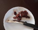 A picture of step 1 of Pineapple mixed with dates# author marathon.