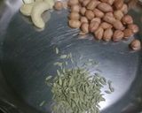 A picture of step 4 of Peanut aloo capsicum roll.