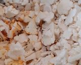 A picture of step 1 of Gobhi Gosht cauliflower meat.