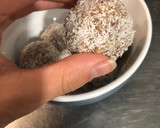 Foto del paso 3 de la receta: Bolitas energéticas de dátiles y canela (paleo)