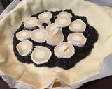 Foto del paso 5 de la receta Galette de cebolla caramelizada con queso de cabra