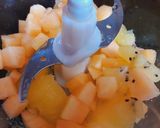 Hình bước làm 1 của món Kem kiwi dưa lưới