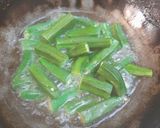 भिंडी आलू दो प्याजा (bhindi aloo doh pyaza recipe in Hindi) रेसिपी चरण 2 फोटो