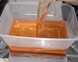 Foto langkah ke 2 dari resep Es Jelly Mangga.