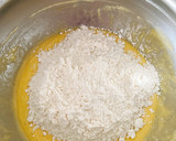 A picture of step 1 of Dates filled cookies.