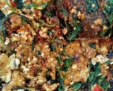 Foto langkah ke 6 dari resep Tempe Penyet Daun Kemangi.
