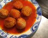Foto del paso 3 de la receta Albóndigas mixtas en salsa de tomate y vino tinto