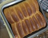 Foto langkah ke 10 dari resep Roti Manis (with Whipped Cream).