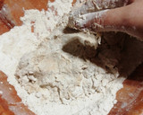 Foto del paso 1 de la receta: Pizza con masa integral