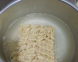 Foto langkah ke 1 dari resep Bola - bola Mie Daun Kelor.