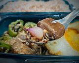 Foto langkah ke 8 dari resep Tumis Terong Cabe Gendot.