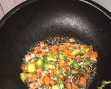 Foto langkah ke 5 dari resep Tumis Brokoli dan Wortel.