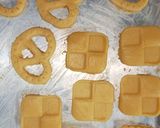 Foto langkah ke 5 dari resep Butter Cookies.