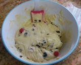 Foto del paso 6 de la receta: Plum cake con chocolate y frutos rojos