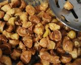 A picture of step 1 of Masala Manogri with Matar.