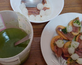 Foto del paso 1 de la receta: Montaditos de anchoa con cebolleta y mojo, perejil y ajo