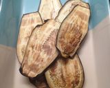 A picture of step 2 of Vegetarian parmigiana.