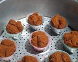 Foto langkah ke 3 dari resep Bolu kukus mekar karamel no telur no mixer.