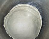 A picture of step 4 of Fluffy doughnuts.